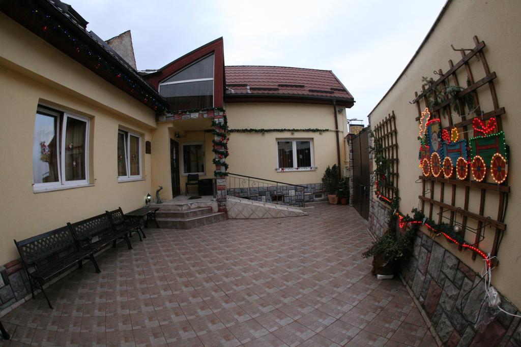 Pension Casa Timar Brassó Kültér fotó
